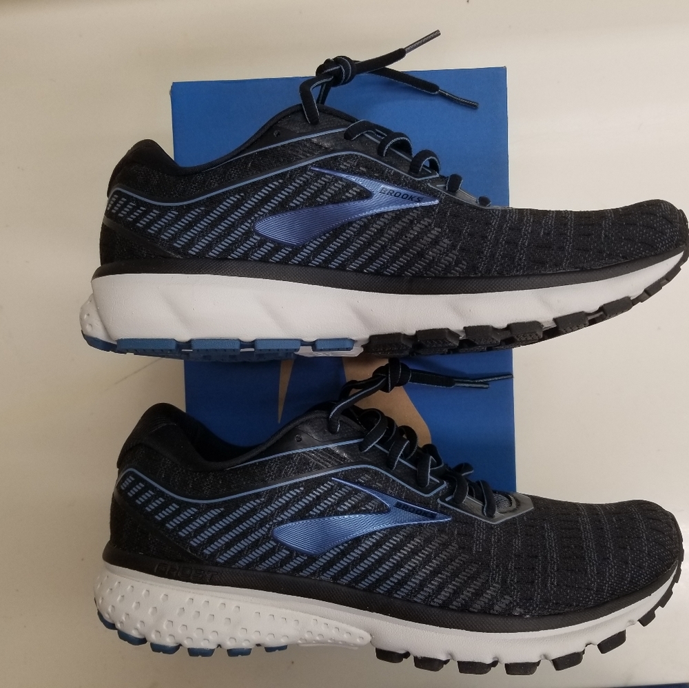 Brooks Ghost 12, Mens Size 9D, Black/Grey/Blue
